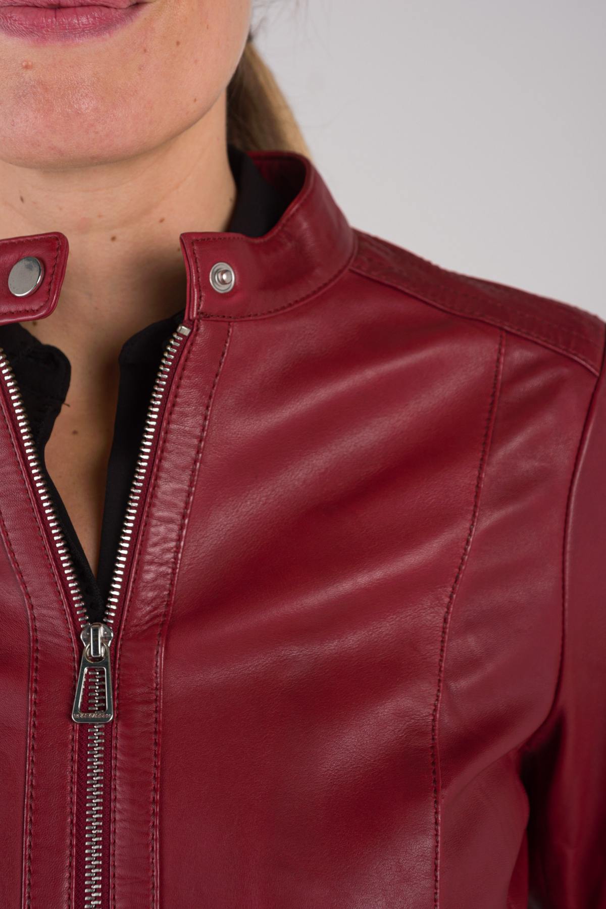 Blouson Femme Rose Garden CALVI CURVE SHEEP MANILA RED CHIL — vue 2