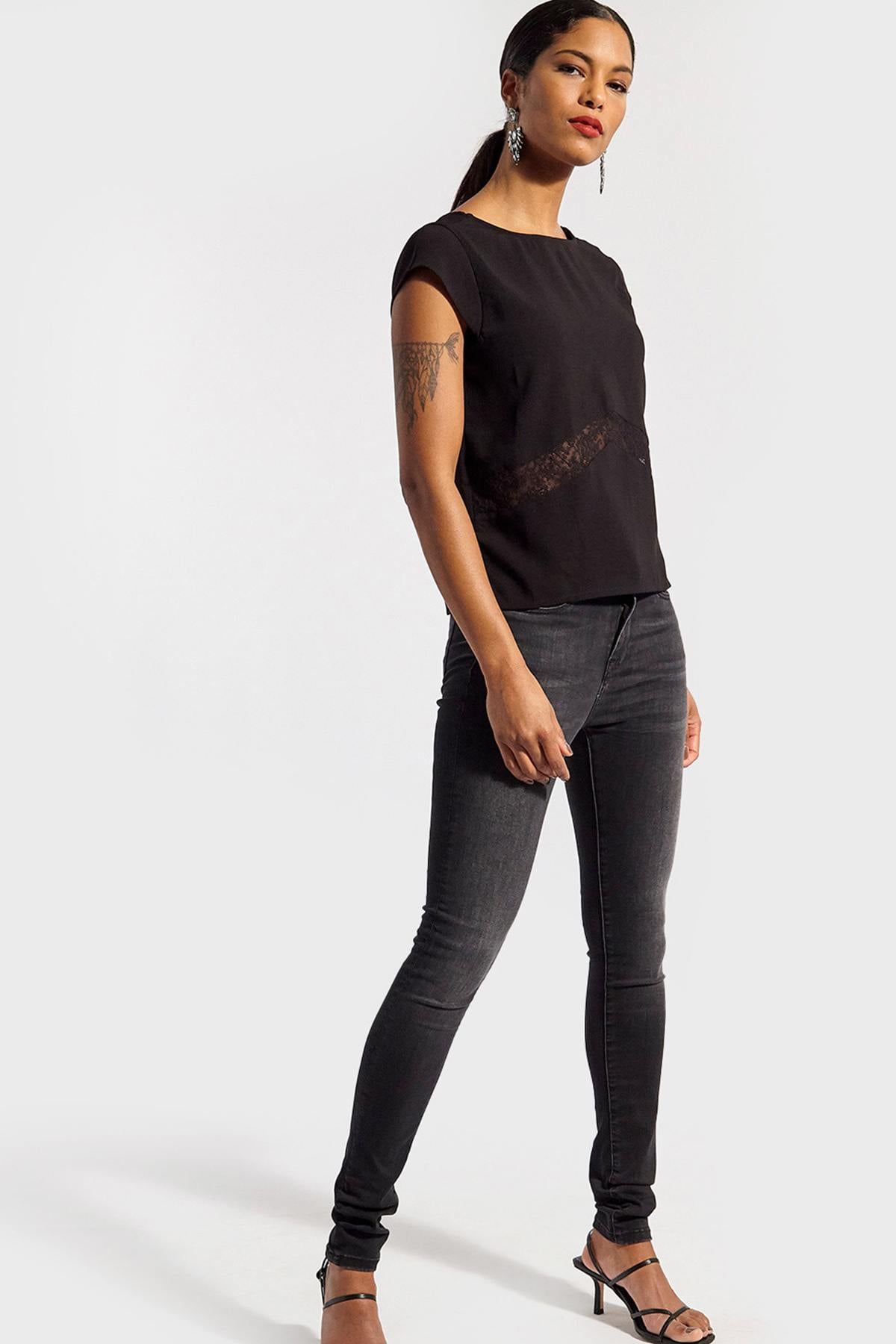 T-shirt Donna Kaporal BASILE BLACK — vista 4