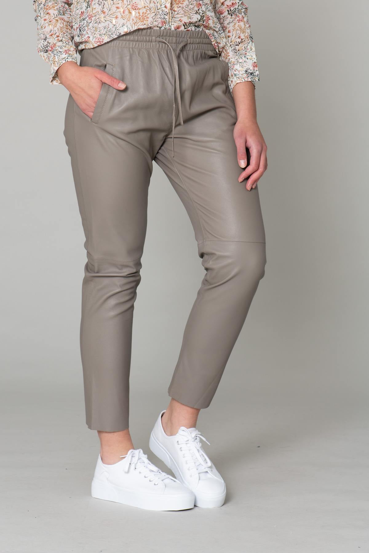 Pantalon Femme Oakwood GIFT MASTIC 518 — vue 1