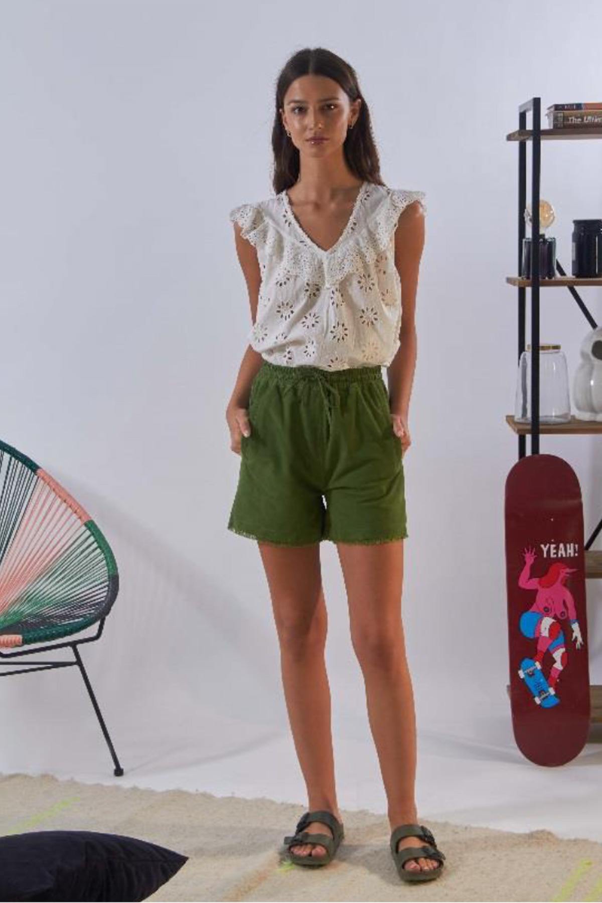 Short Mujeres Oakwood PICKY KAKI 526 — vista 1