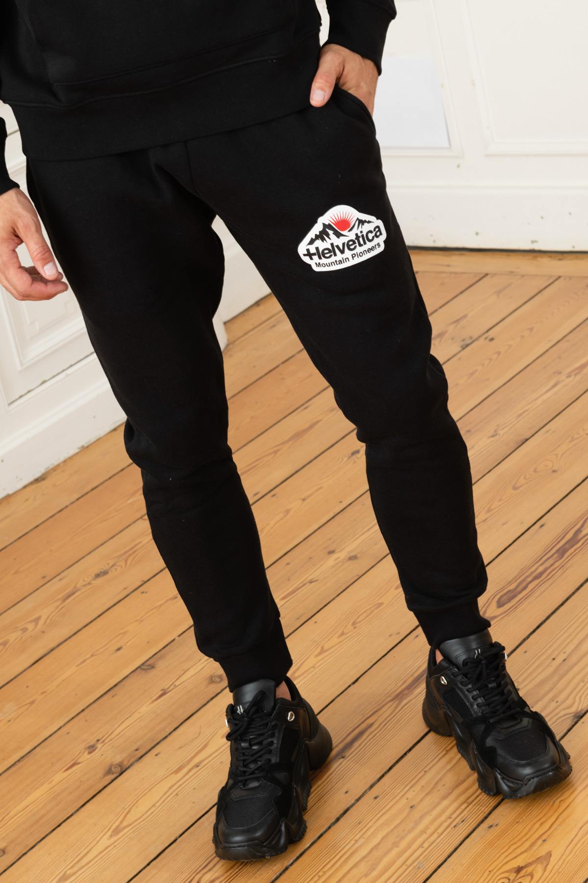 Pantalon Hombre Helvetica Mountain Pioneers BRAM2 BLACK — vista 1
