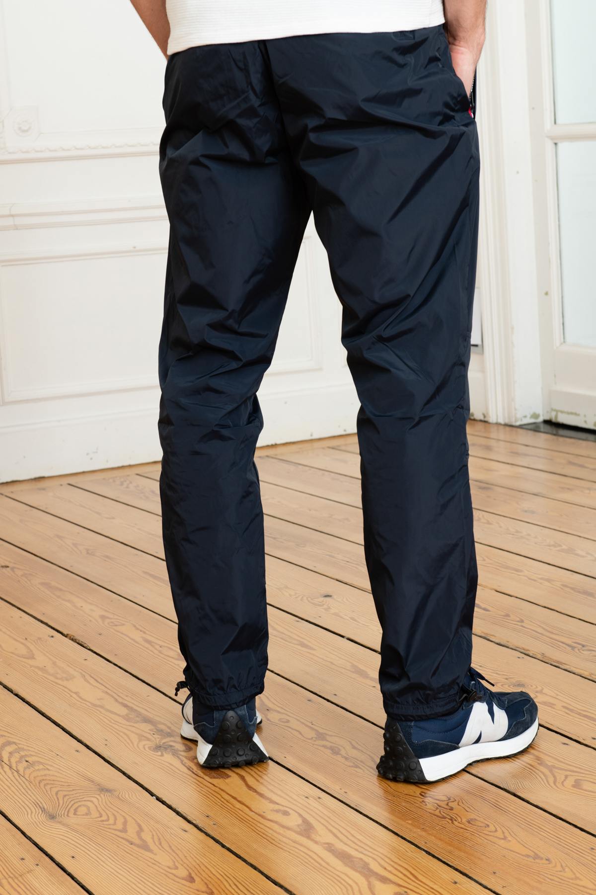 Pantaloni Uomo Helvetica Mountain Pioneers BARTON DARK NAVY — vista 2