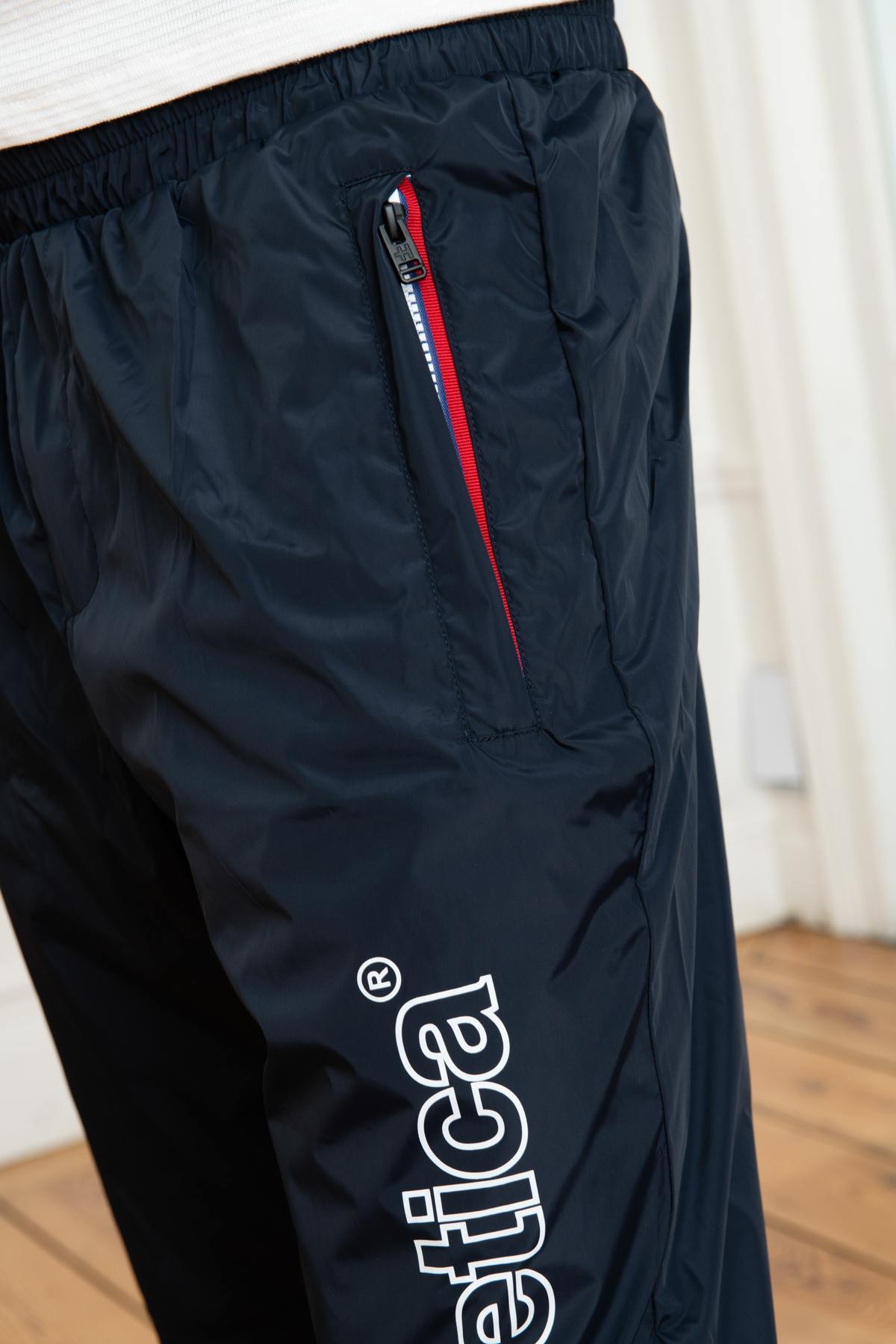 Pantaloni Uomo Helvetica Mountain Pioneers BARTON DARK NAVY — vista 3