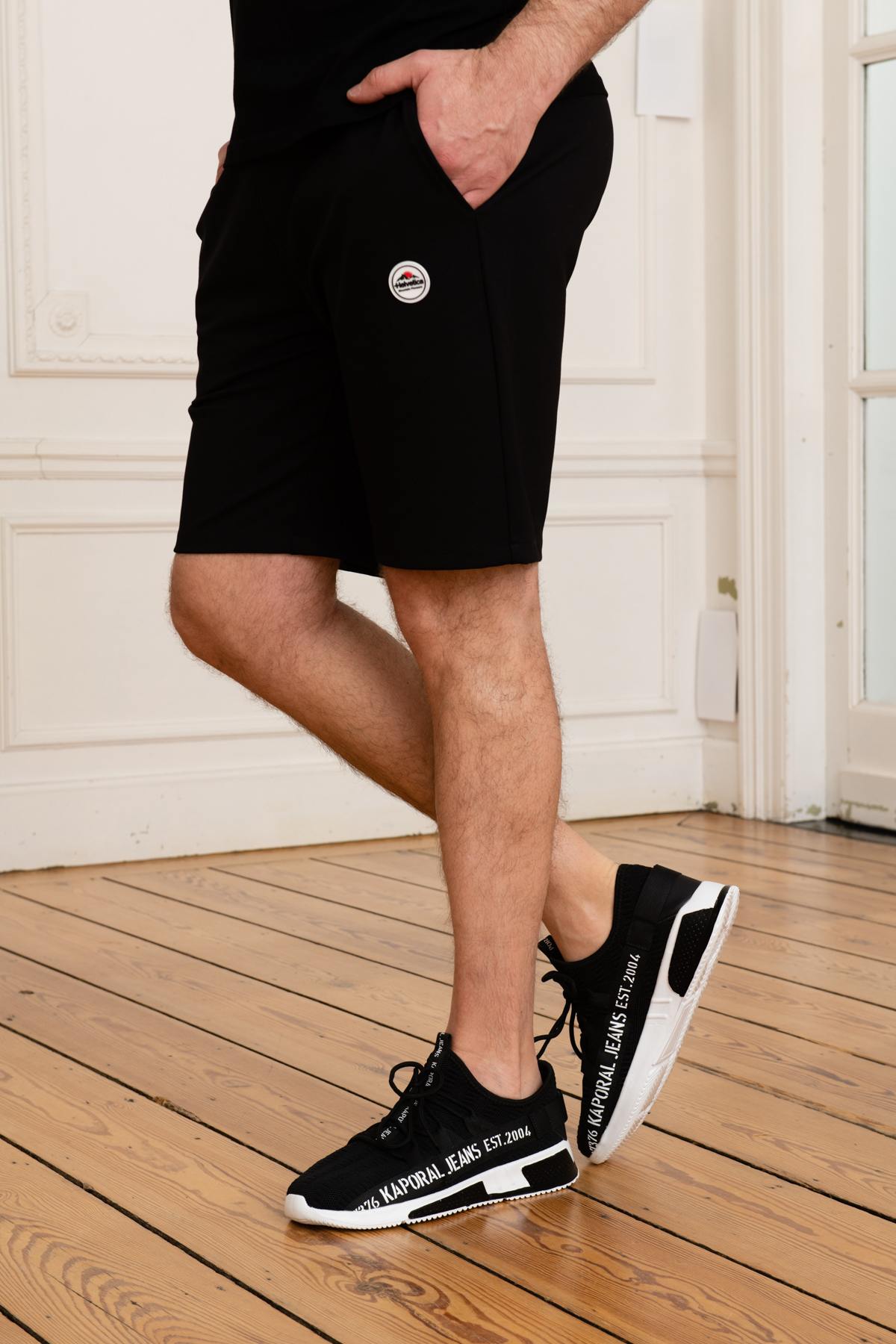 Herren Short Helvetica Mountain Pioneers NINJA BEIGE — Ansicht 1