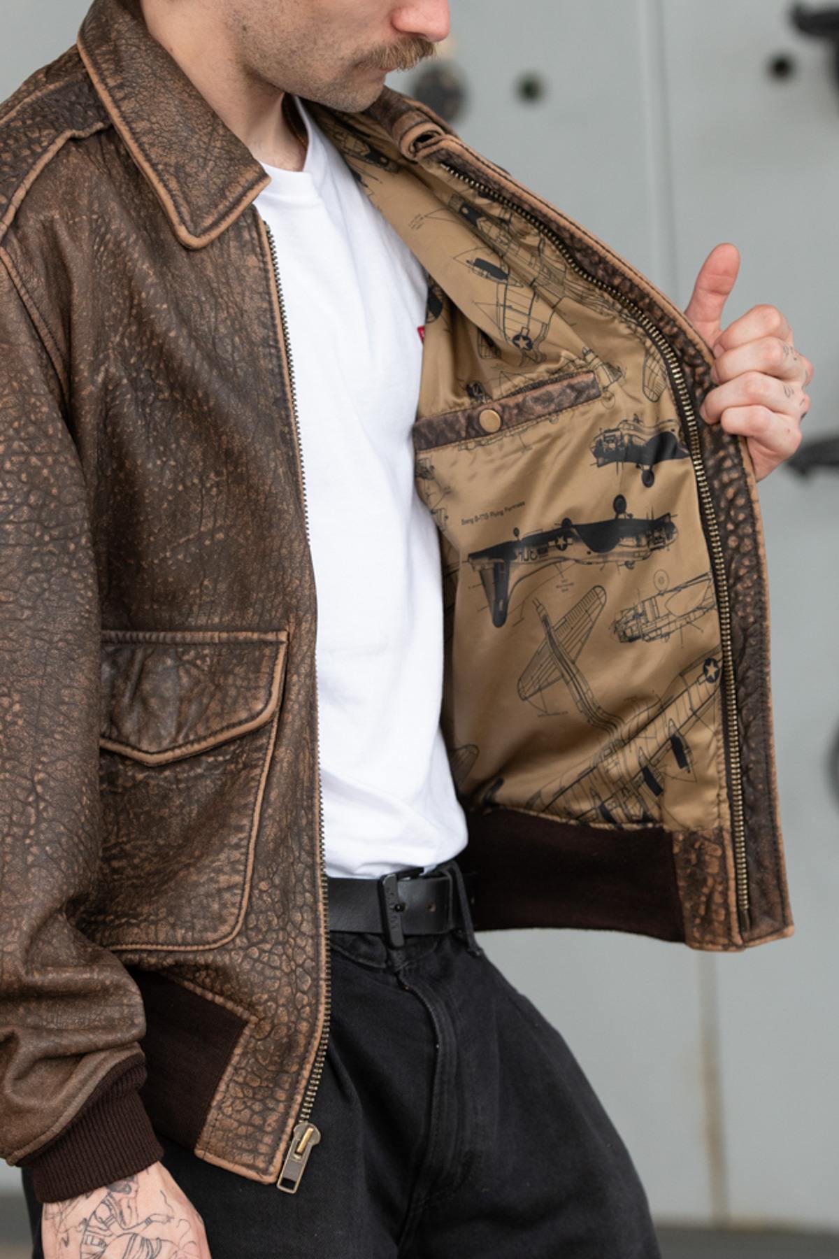 Chaqueta Hombre Cooper Original 50 MISSION WWII SHEEPSKIN A-2 — vista 10