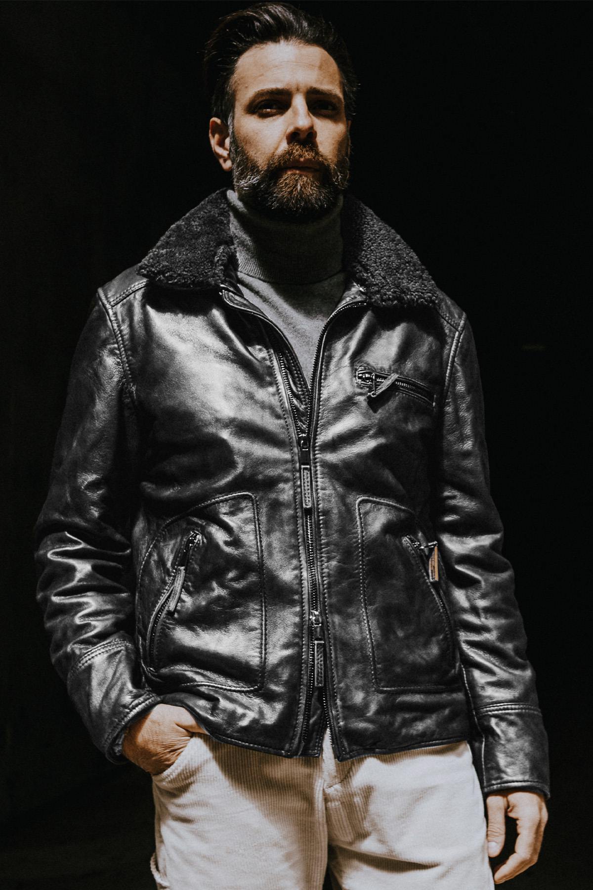 Chaqueta Hombre The Jack Leathers AVIATOR BLACK +COLLAR RUB OFF 046 IRON — vista 4