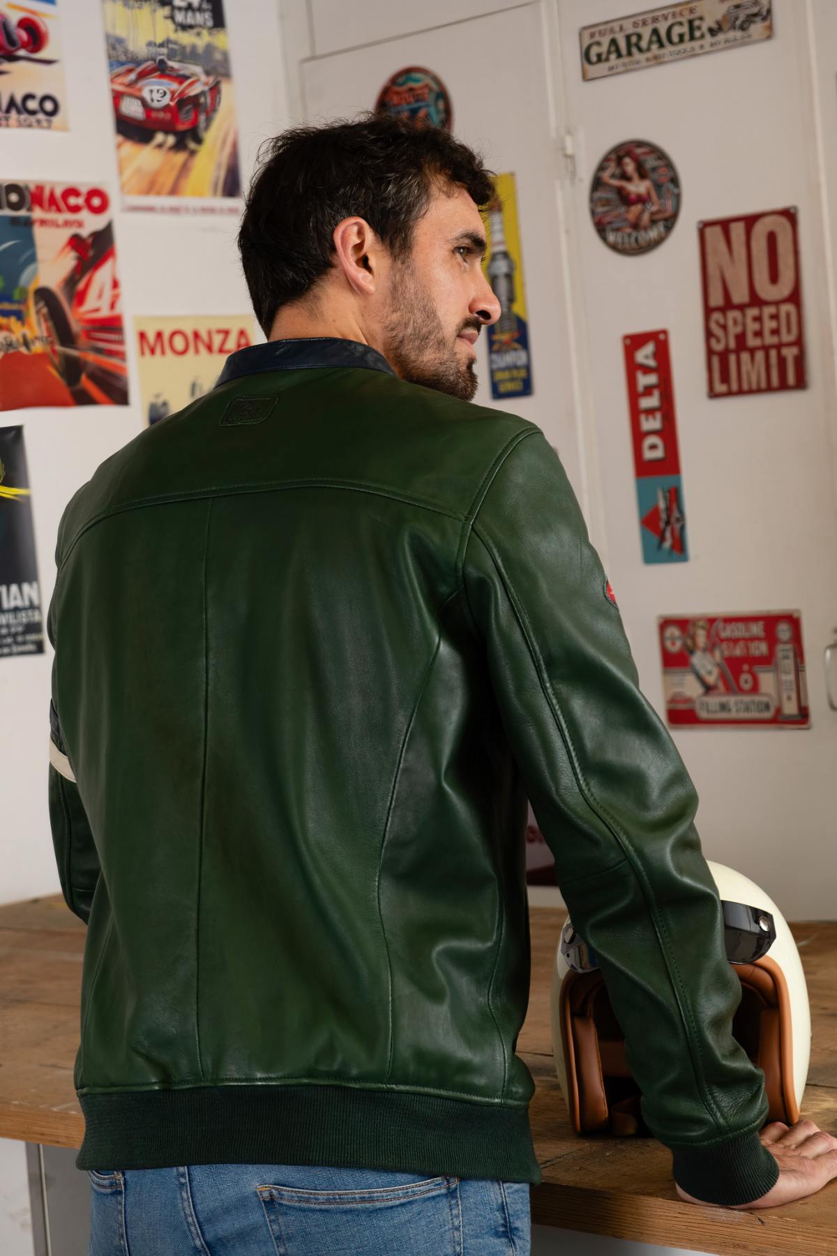Chaqueta Hombre 24h Le Mans MILES SHEEP CROWN GREEN / NAVY — vista 5