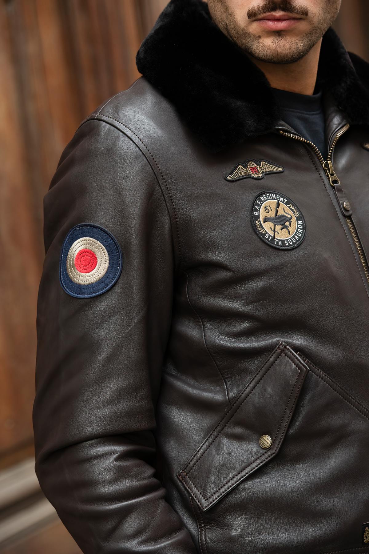 Chaqueta Hombre Royal Air Force VICKERS DARK BROWN — vista 2