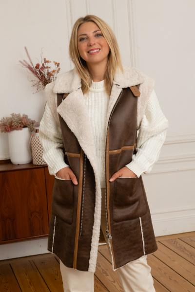 Manteau sans manche en polyester effet peau lainée