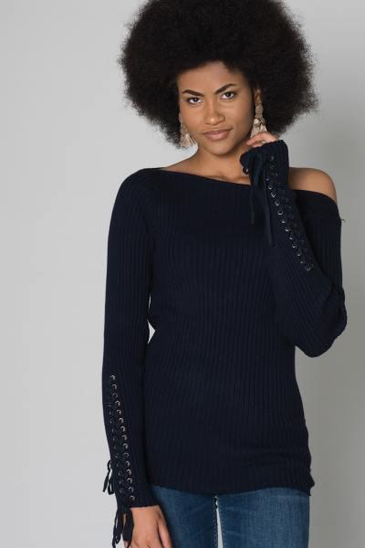 Pull bleu nuit avec laçage 