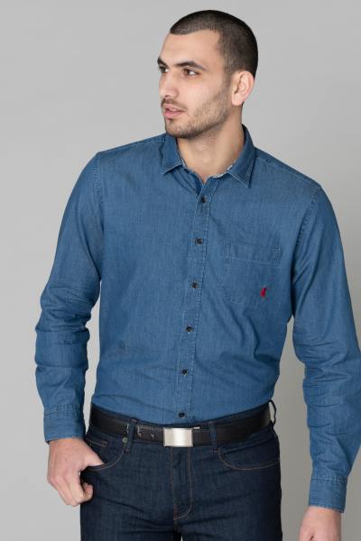 Chemise en jean bleu avec poche