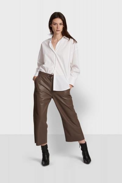 Pantalones retro de cuero de cintura alta de color marrón
