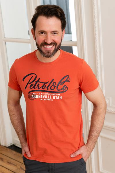 T-shirt orange foncé