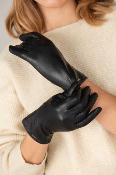 Eleganti guanti in pelle nera da donna