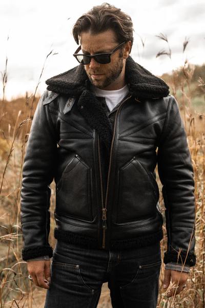 Blouson en cuir noir épais style bombardier 