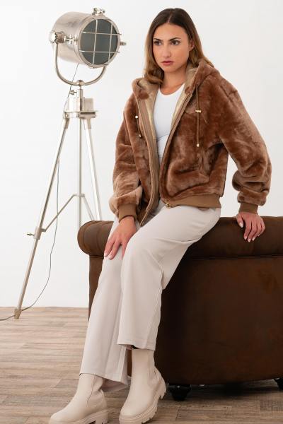 Blouson réversible tendance et confort taupe et or