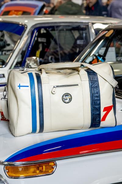 Borsa da viaggio in pelle da corsa ecru Ari Vatanen