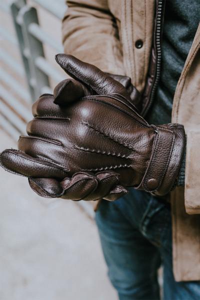 Gant en cuir de gentleman marron foncé