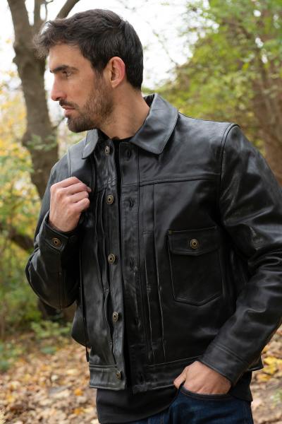 Blouson en cuir noir épais col chemise