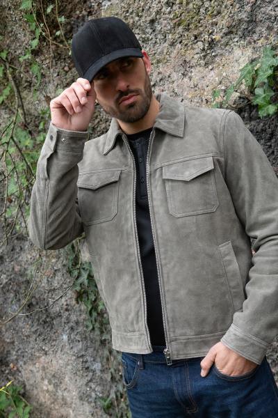 Chaqueta de piel serraje gris con cuello camisero