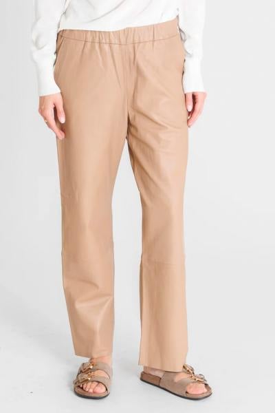 Sandfarbene Lederhose mit elastischem Bund