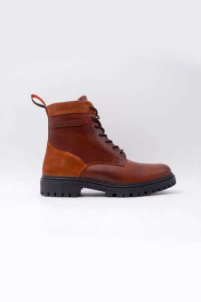 Botas de cuero marrón con paneles