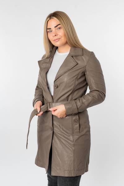 Manteau femme ceinturé en cuir d'agneau taupe
