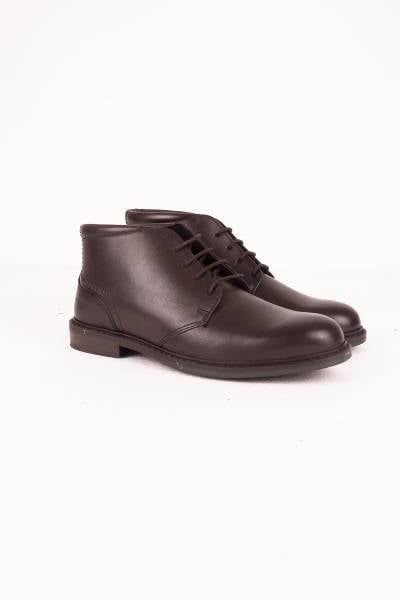 Zapatos derby de cuero castaño para hombre