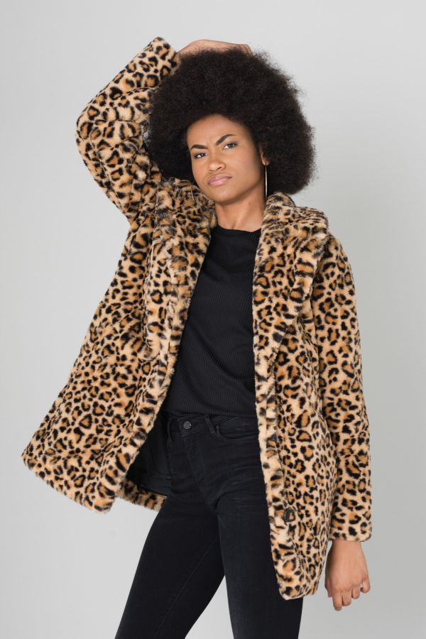 manteau fourrure leopard femme